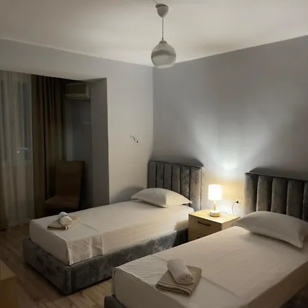 Theranda Appartement *